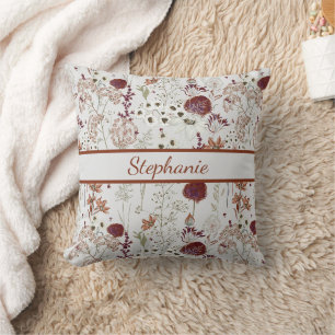 Moderne Burgund-Wildblumen   Elegant Boho Floral Kissen