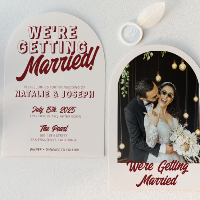 Moderne Burgunder Retro Fette Gebogene Einzigartig Einladung (Von Creator hochgeladen)