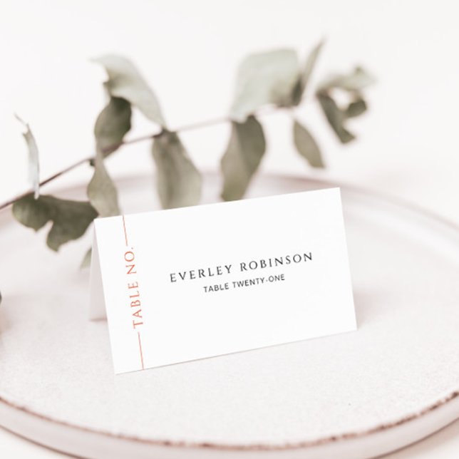 Moderne Burnt Orange Folded Wedding Platzkarte (Von Creator hochgeladen)