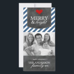 Moderne Chalkboard-Fotokarte Feiertagskarte<br><div class="desc">Moderne Weihnachtskarte mit Chalboard erstellt von Colorful Designs Inc. Copyright 2013-2014. Alle Texte können geändert werden.</div>