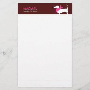 Moderne Dackel im rosa Schal auf Schokolade Briefpapier