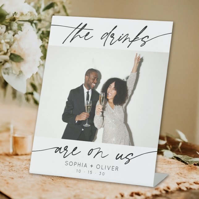 Moderne Drinks sind auf US-Kalligrafie Script-Foto Sockelschild (Von Creator hochgeladen)