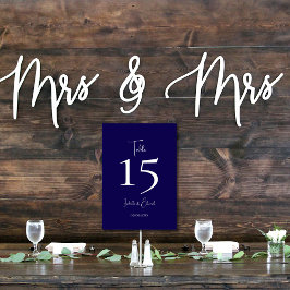 Moderne dunkle Navy White Script Hochzeitsempfehlu Tischnummer