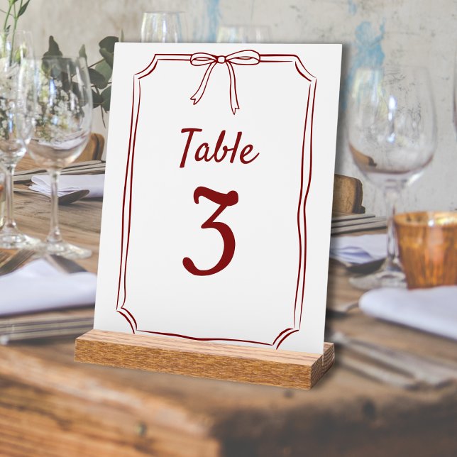 Moderne einfache Bow Wedding Maroon Tischnummer Acrylschild (Von Creator hochgeladen)