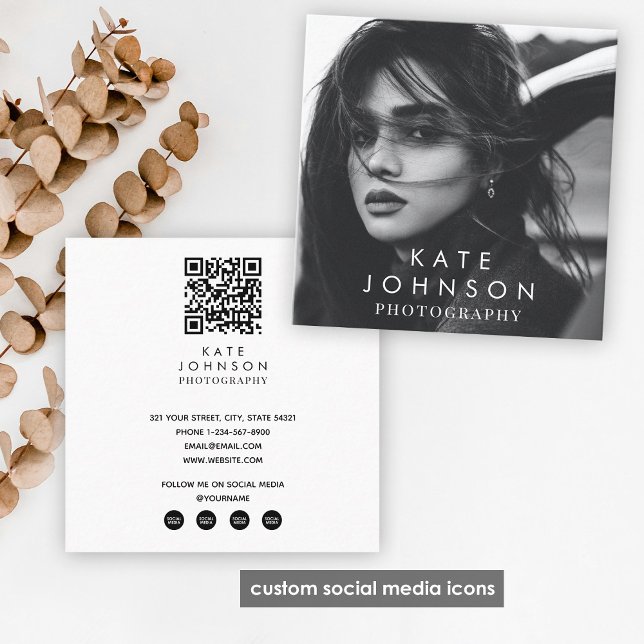 Moderne einfache Minimal Foto QR Code Social Media Quadratische Visitenkarte (Modern Simple Minimal Photo QR Code Social Media Square Business Card)