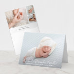 Moderne Elegance Baby Boy Foto Geburtserklärung Ankündigung<br><div class="desc">Elegant süß gefaltete Geburtsankündigungen zeigen Ihr Lieblings-Foto in voller Blute, den Namen Ihres Babys und die Geburtsstatistiken in weißer, schicker Schrift. Ein Foto sammelt und die Namen der Eltern auf der Innenseite sowie Raum, um eine persönliche Note zu schreiben. *TIPP: Sie können die 2 quadratischen Fotos auf der Rückseite vergrößern,...</div>