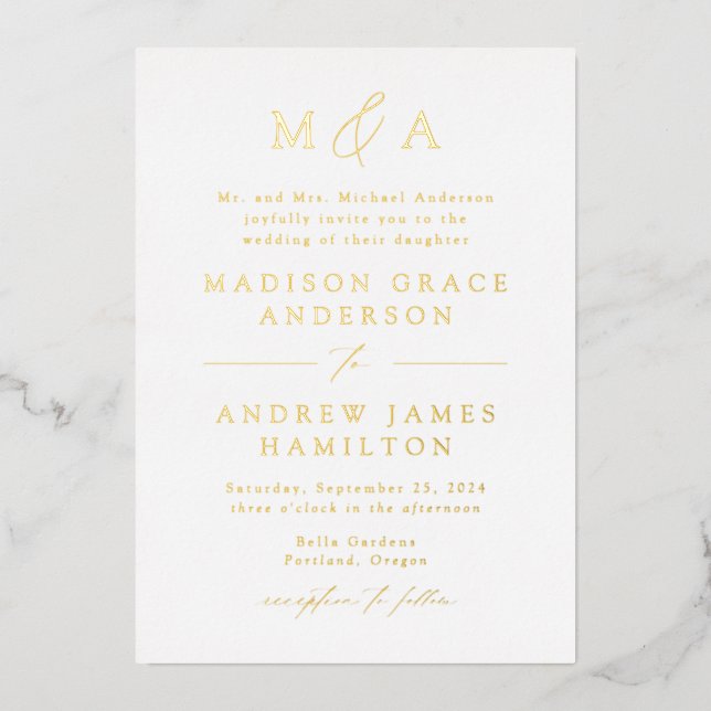 Moderne Elegance Gold Monogram Wedding Folieneinladung (Vorderseite)