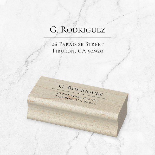 Moderne Elegance Line. Minimaler Typo. Adresse 05b Gummistempel (Simple, classic, elegant typography wooden return address stamp with fine line, serif font.)