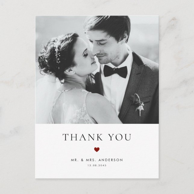 Moderne Elegance Red Typografy Wedding Vielen Dank Postkarte (Vorderseite)