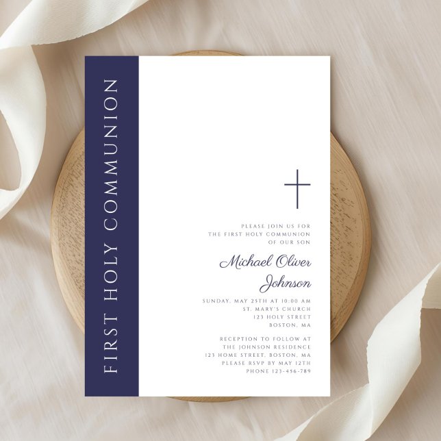 Moderne Elegant Navy Blue Cross First Communation Einladung (Modern Elegant Navy Blue Cross First Communion Invitation)