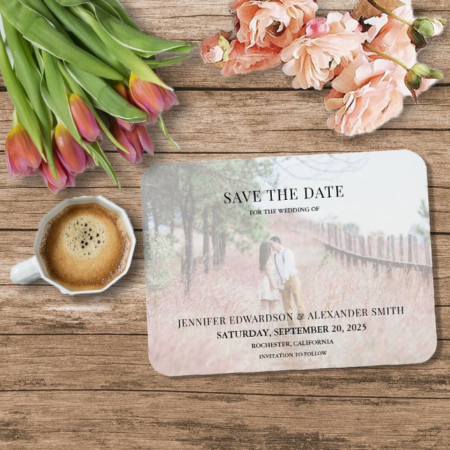 Moderne, elegante Foto Save the Date-Karte Magnet (Modern elegant photo save the date flexible magnetic card.)