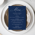 Moderne, elegante Hochzeit der Kalligraphie Menükarte<br><div class="desc">Dieses Hochzeitsmenü mit dem Wort "Menü" in eleganter weißer Kalligraphie auf schicker Marinebrücke bietet eine moderne und raffinierte Touch für Ihren Empfang. Das Menü mit Ihren Namen, Ihrem Hochzeitstag und Ihren Mahlzeiten in fett weißer Schrift für ein persönliches und unvergessliches Abendessen. Das Design ist schlicht, aber elegant und eignet sich...</div>