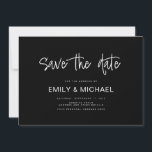 Moderne elegante Hochzeitsankündigung Save the Dat Save The Date<br><div class="desc">Eine schlichte,  moderne,  elegante Save the Date Hochzeitsankarte. Personalisieren Sie dieses minimalistische Schwarz-Weiß-Hochzeitsempfehlung-Design,  um Ihre persönlichen Daten und Nachricht zu haben.</div>