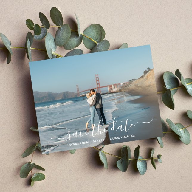 Moderne elegante Kalligraphie Save the Date Hochze Postkarte (Von Creator hochgeladen)