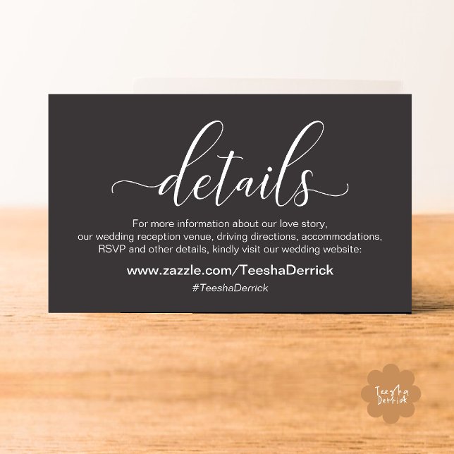 Moderne elegante Kohle-Script-Hochzeitswebsite  Begleitkarte (Modern Elegant Gold Cream Script Wedding Website Enclosure Card in Charcoal Grey)