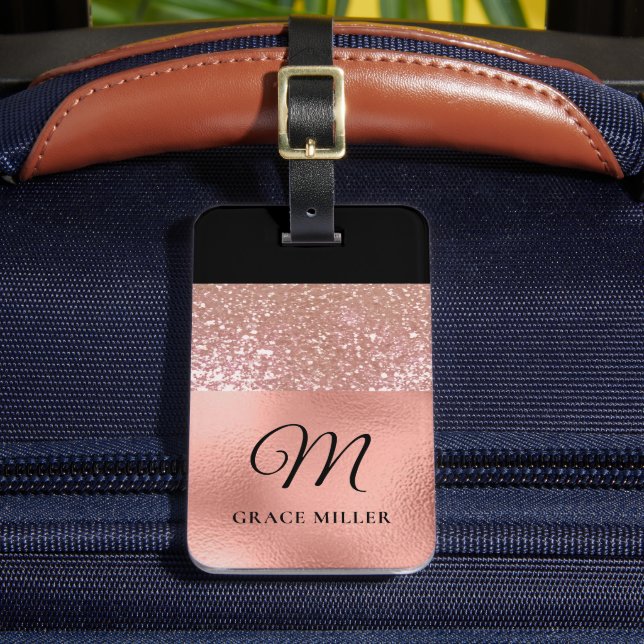 Moderne elegante Rose Gold Personalisiert Monogram Gepäckanhänger (Vorderseite Insitu 2)