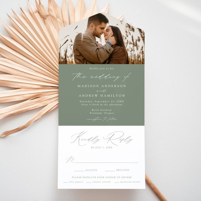 Moderne, elegante Sage Green Foto Hochzeit All In One Einladung (Von Creator hochgeladen)