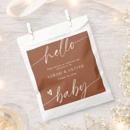Moderne elegante Schrift Terrakotta-Baby-Party Geschenktütchen