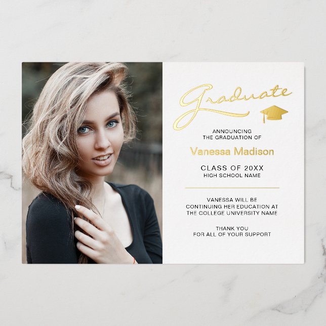 Moderne, elegante Script 2 Sided Foto Grad Card Folieneinladung (Vorderseite)