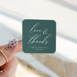 Moderne, elegante Script Aquamarine Liebe & Dank Quadratischer Aufkleber<br><div class="desc">Dieses schöne Design ist Teil einer ganzen Kollektion! Mix und passen Farben zusammen und wow deine Gäste mit diesen schönen,  klassischen Designs.</div>