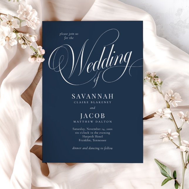 Moderne, elegante Script Navy Blue Wedding Einladung (Von Creator hochgeladen)