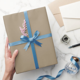 Moderne elegante Taupe-Geburtstagsfeier Hochzeit Geschenkpapier
