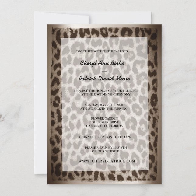 Moderne Elegante Taupe Leopard Printhochzeit Einladung (Vorderseite)