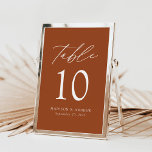 Moderne Elegante Terracotta Hochzeit Tischnummern<br><div class="desc">Trendy, minimalistische Hochzeitskarten mit modernen, weißen Schriftzeichen mit "Table" in moderner Kalligraphie-Schrift. Das Design ist mit einem Terrakotta-Hintergrund oder einer Farbe Ihrer Wahl ausgestattet. Das Design wiederholt sich auf der Rückseite. Um die Terracotta-Tischkarten zu bestellen: Fügen Sie Ihren Namen, Ihr Hochzeitstag und Ihre Tischnummer hinzu. Fügen Sie jede Nummer einzeln...</div>