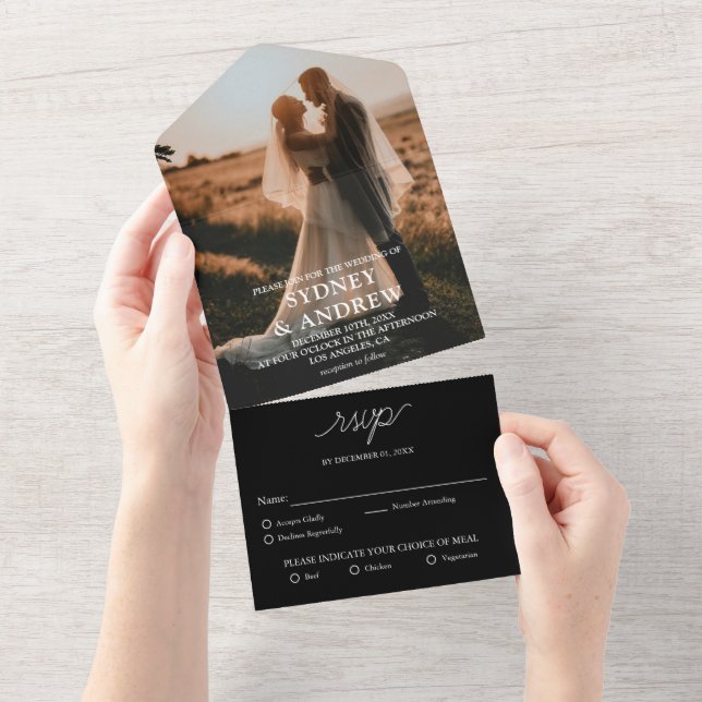 Moderne elegante UAWG Wedding mit dem Black Foto All In One Einladung (Abreißen)
