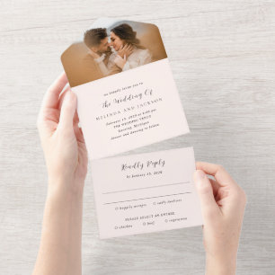 Moderne erdige neutrale Foto-Hochzeit All In One Einladung