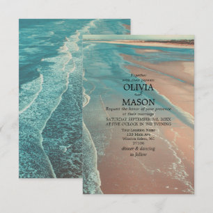 Moderne Fade Tropical Beach Sea Wedding Card Einladung