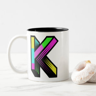 Moderne farbenfrohe Initial K Tasse