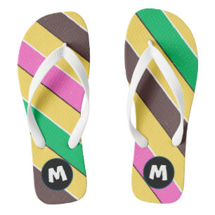 Moderne farbenfrohe Retro-Streifen l Gelb  Flip Flops