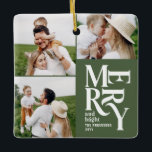 Moderne, farbenfrohe Typografie mit mehreren Fotos Keramikornament<br><div class="desc">Farbenfrohe Vintage Grafik grüne Typografie merry chritsmas Multi-Foto Urlaubssornament Design. Teil einer kühnen Ferienkollektion.</div>