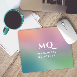 Moderne farbige Pastellfarben und weiße Monogramm- Mousepad
