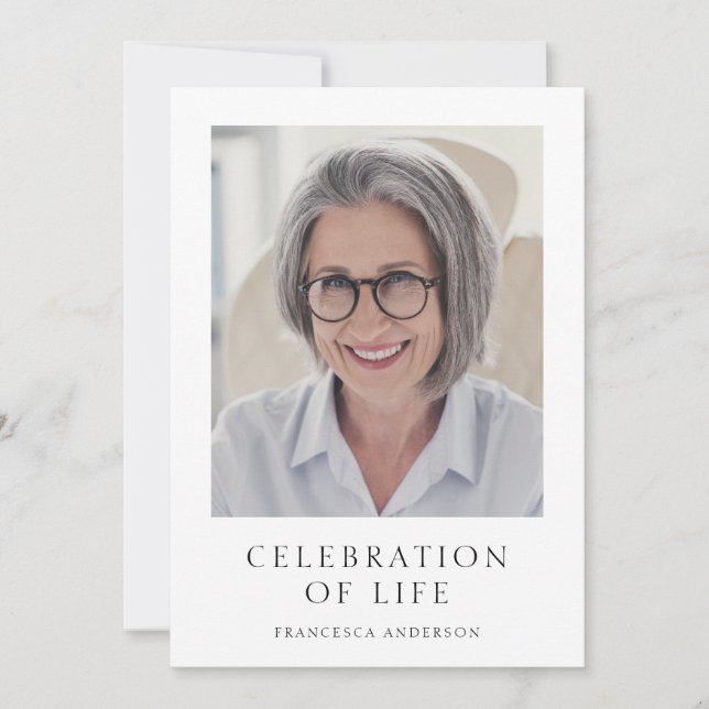 Moderne Feierlichkeiten zum Foto Gedenkfeier Einladung (Vorderseite)