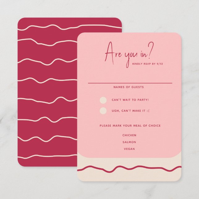 Moderne fette Wavy Frame Magenta Pink Wedding RSVP Karte (Vorne/Hinten)