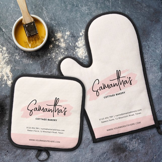 Moderne Firmenlogos mit Markenbezeichnung Girl-Nie Ofenhandschuh & Topflappen-Set (Fully customizable pink cute oven mitt and pot holder design with your brand name or logo)