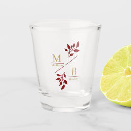 Moderne Foliage Couple Monogram Gastgeschenk Hochz Schnapsglas