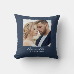 Moderne Foto Hochzeit personalisiert Mr. and Mrs. Kissen