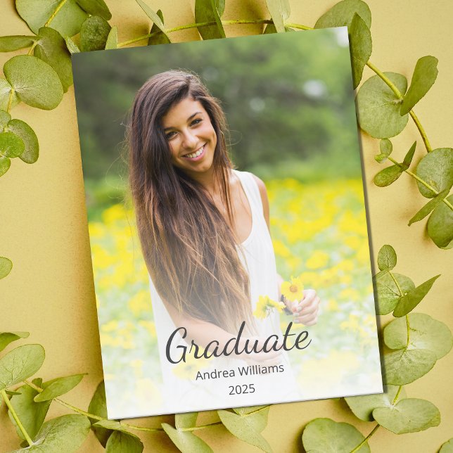 Moderne Foto-Klasse 2025 Abschluss Ankündigung Postkarte (Von Creator hochgeladen)