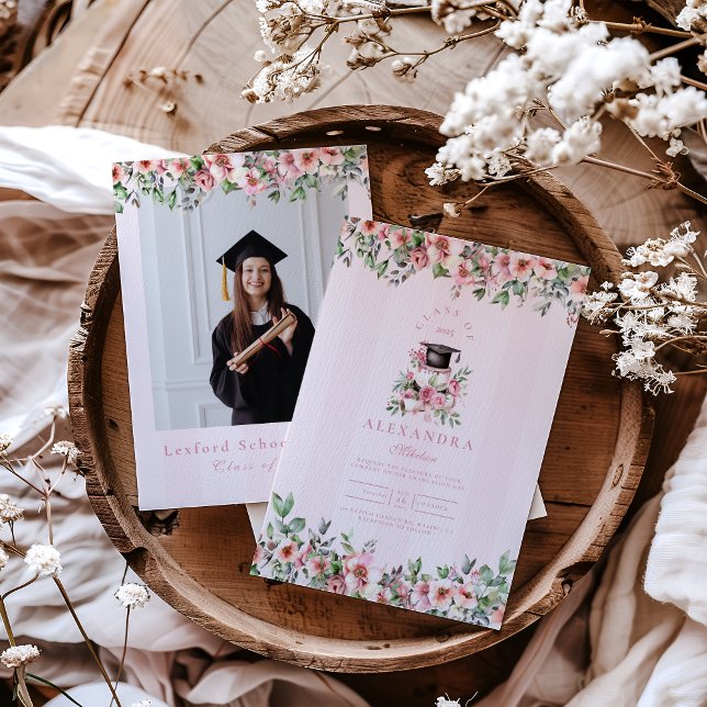 Moderne Foto Pink Floral Graduation Party Einladung (Von Creator hochgeladen)
