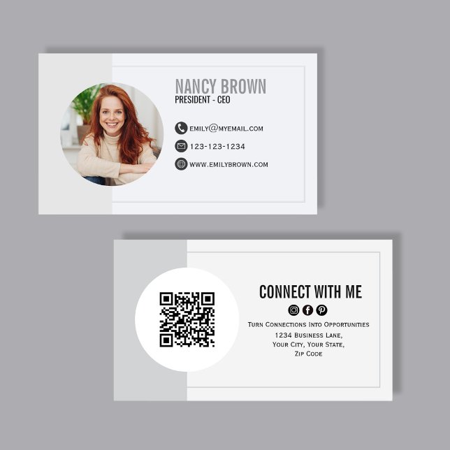 Moderne Foto-QR-Code Verbinde Mit Mir Minimalistis Visitenkarte (Modern photo QR code design featuring front and back layout, perfect for professional networking.)