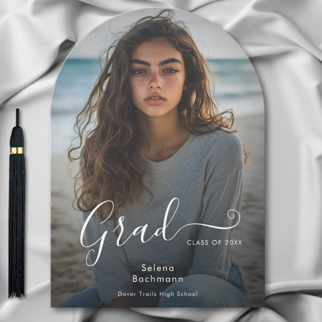 Moderne Foto Script Abschluss Ankündigung (Von Creator hochgeladen)