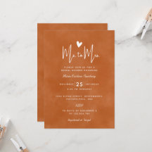 Moderne Frau an Brautparty Burnt Orange