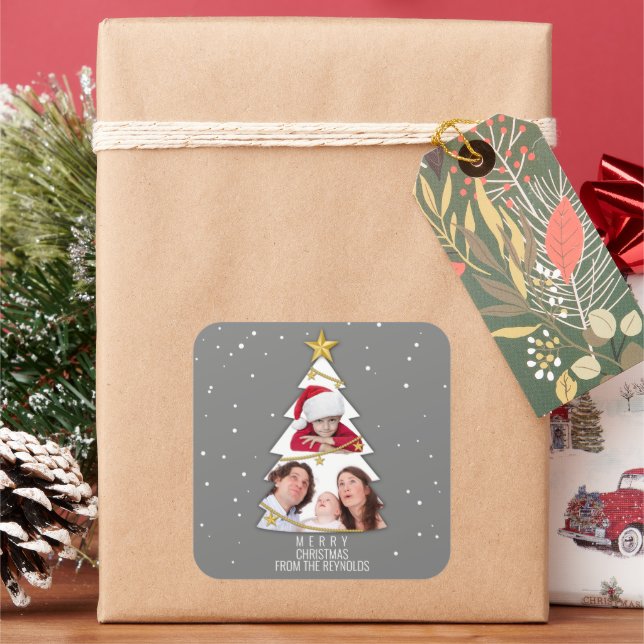 Moderne frohe Weihnachtsbaume Foto Collage Gray Quadratischer Aufkleber (Feiertag)