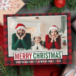Moderne frohe Weihnachtsfamilie Foto Rot Kariert Postkarte<br><div class="desc">Moderne frohe Weihnachtsfamilie Foto Grün und Rot Urlaub Postcard - Rustikal Rot Kariert</div>