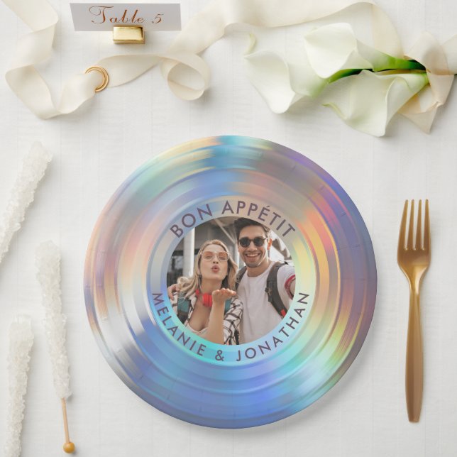 Moderne Fun Holographic Bon Appetit Custom Wedding Pappteller (Hochzeit)