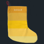 Moderne gelbe Streifen Kleiner Weihnachtsstrumpf<br><div class="desc">Holen Sie sich ein paar gute alte Weihnachtsferien-Strümpfe,  mit einem modernen Design aktualisiert!</div>