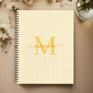 Moderne gelbe und weiße Streifen mit Monogramm-Nam Notizbuch
